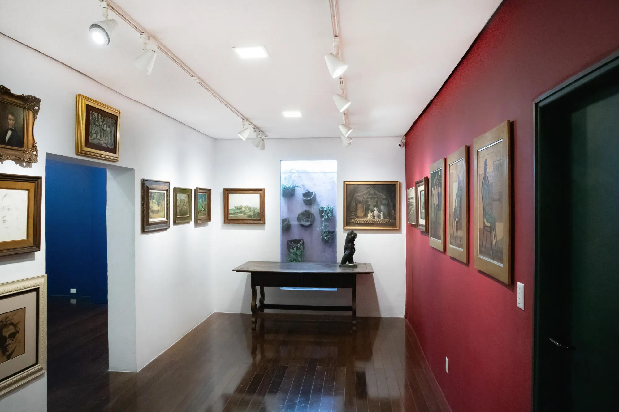 Art Auction Exhibition