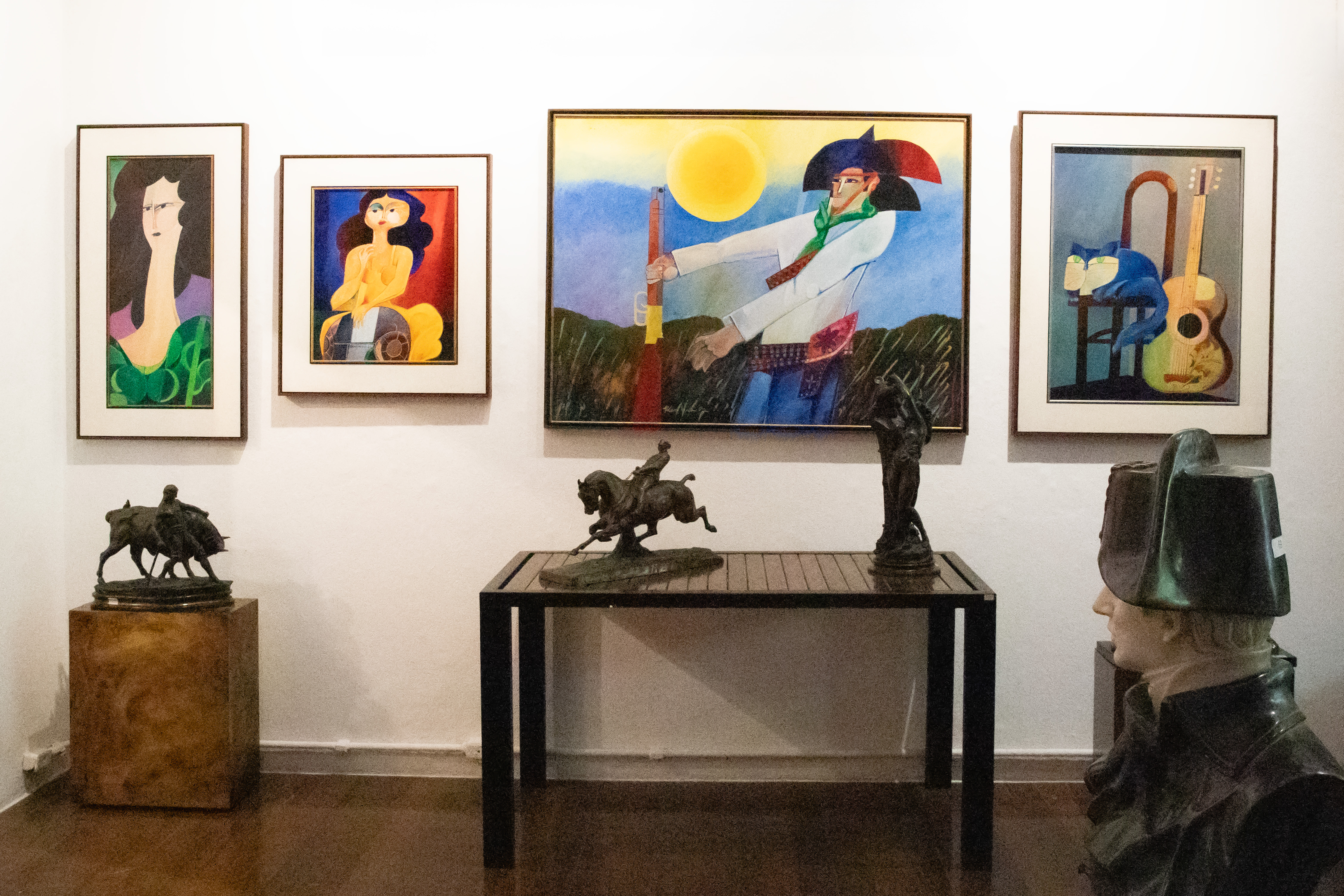 Art Auction Exhibition