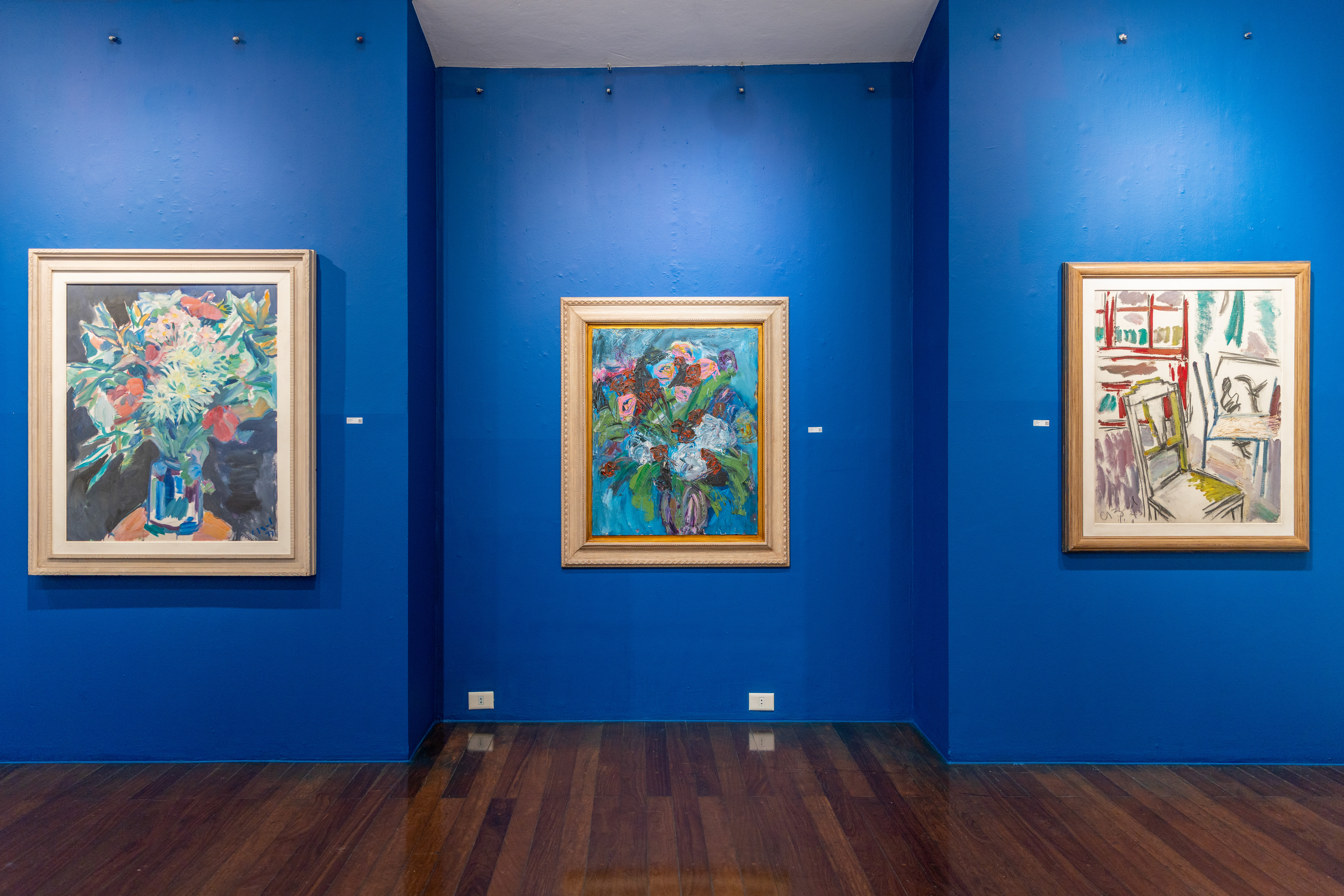 Art Auction Exhibition