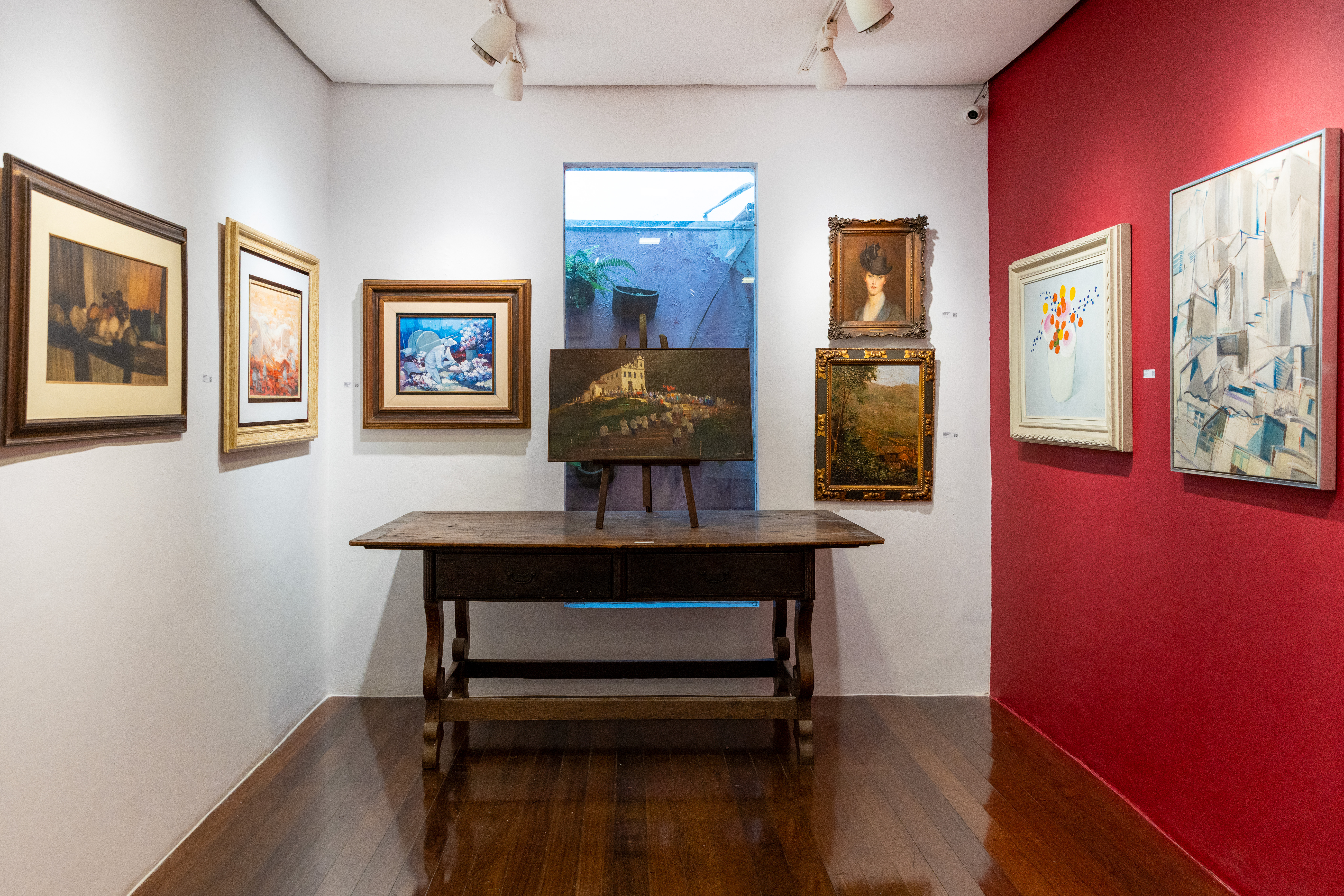 Art Auction Exhibition