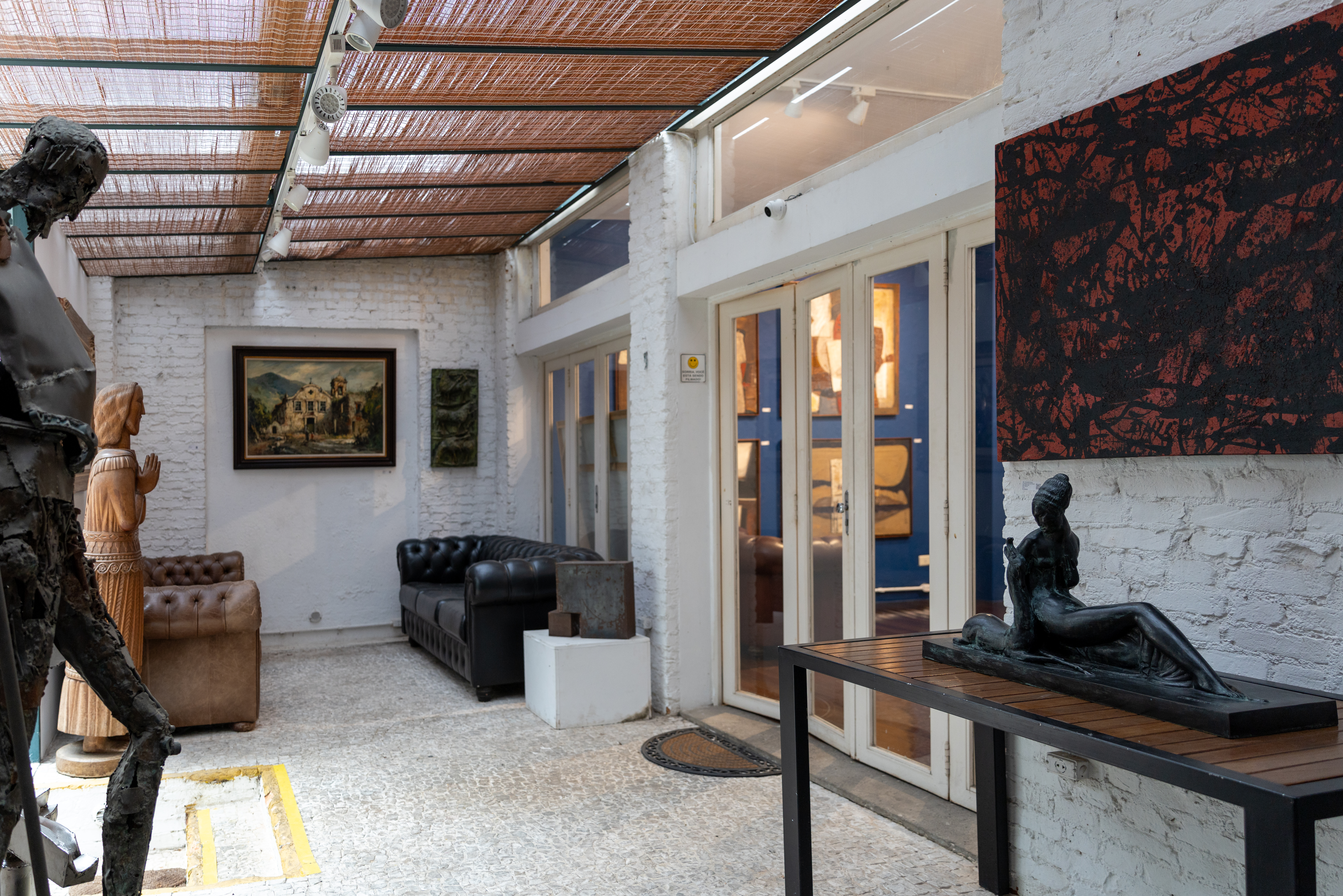 Art Auction Exhibition