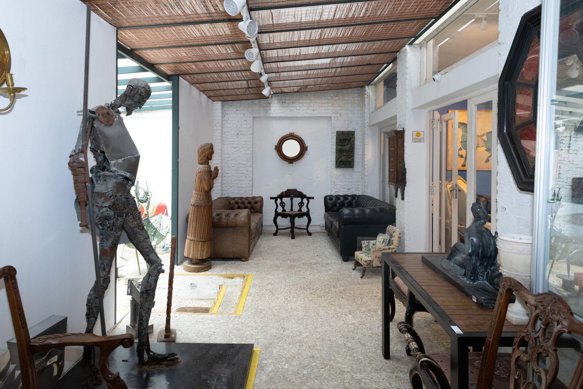 Art Auction Exhibition