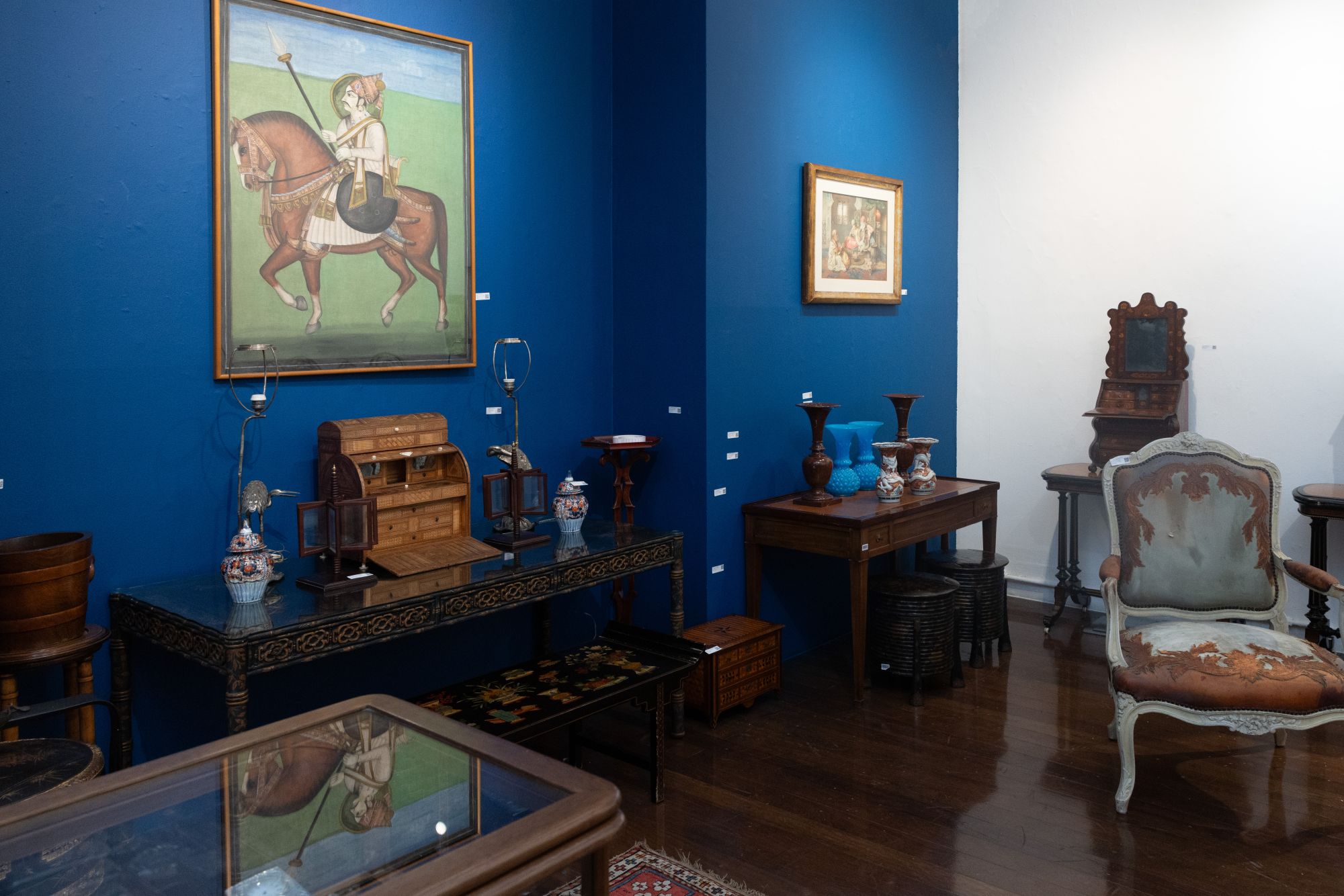 Art Auction Exhibition