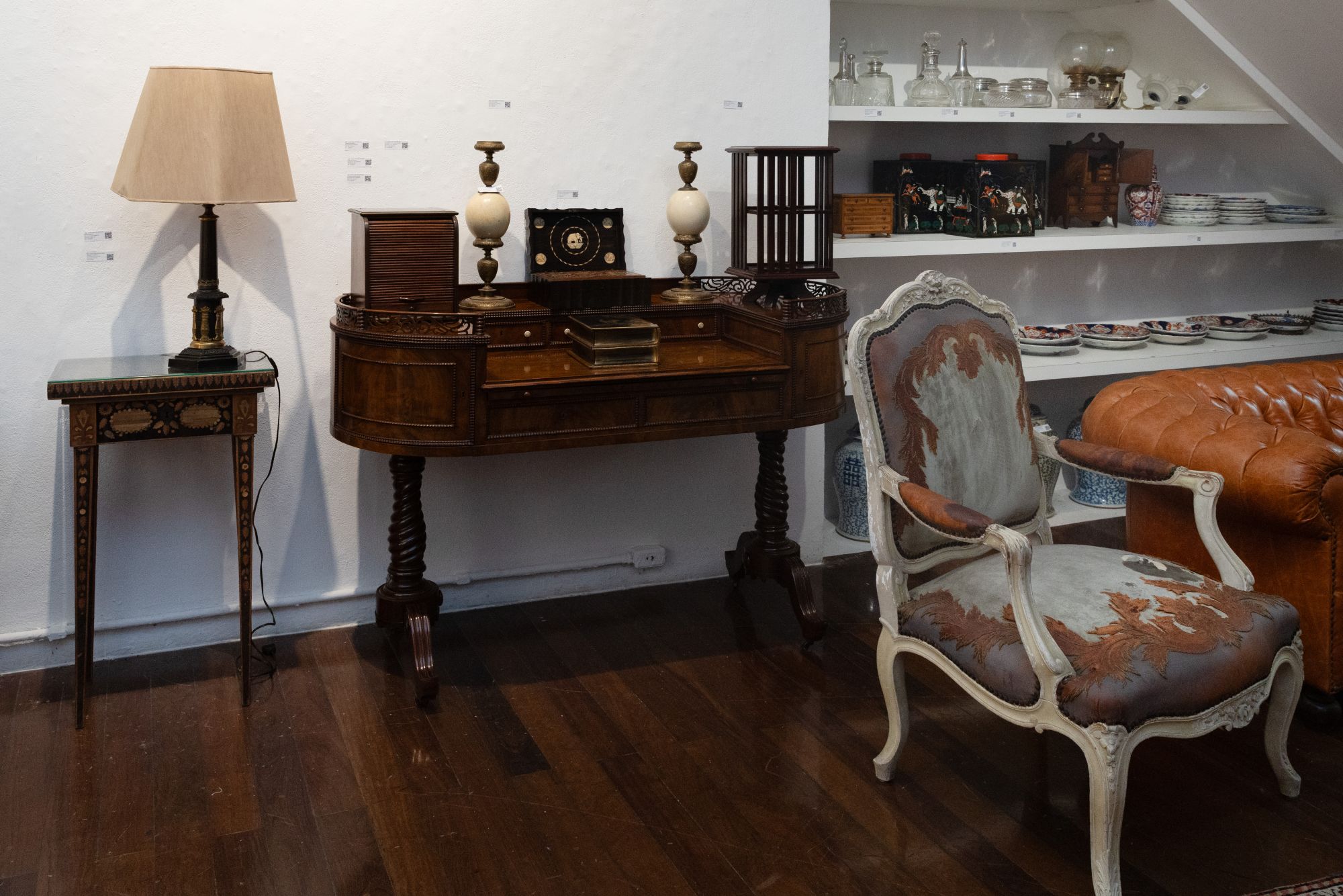 Art Auction Exhibition