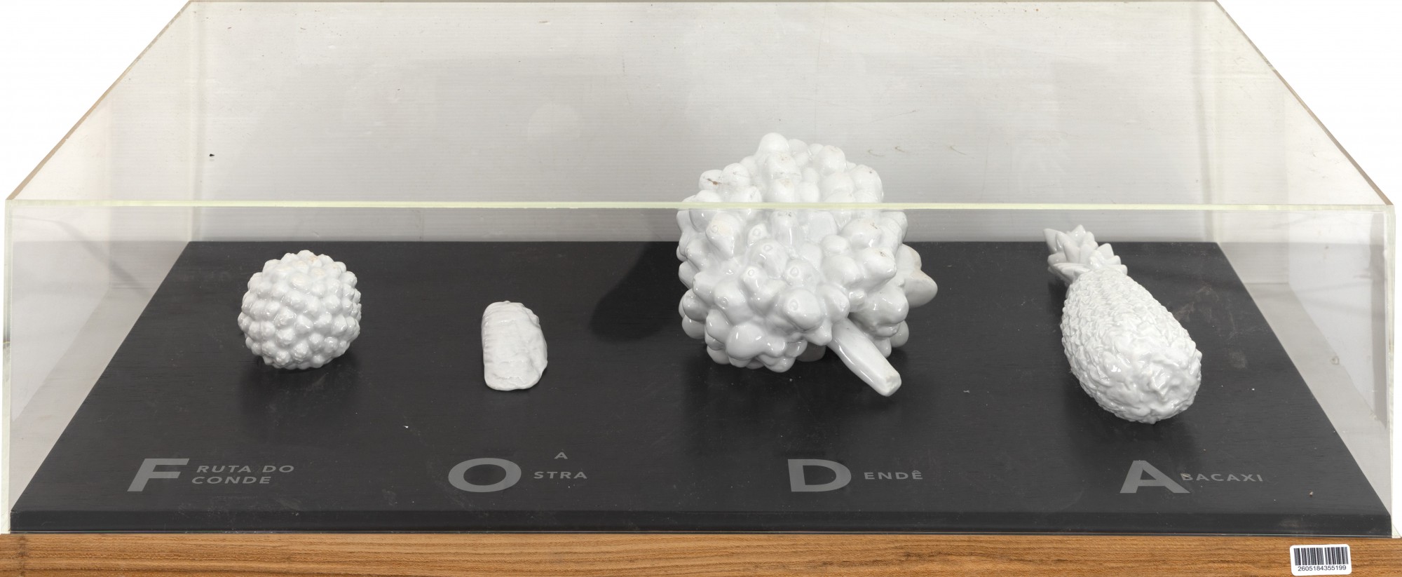 Ai Weiwei - F.o.d.a. (country Fruit, Oyster, Date And Pineapple)