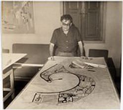 Autor Não Identificado - Burle Marx com seu projeto para o Aterro Do Flamengo