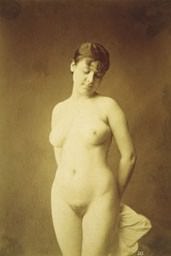 Nu Feminino -
