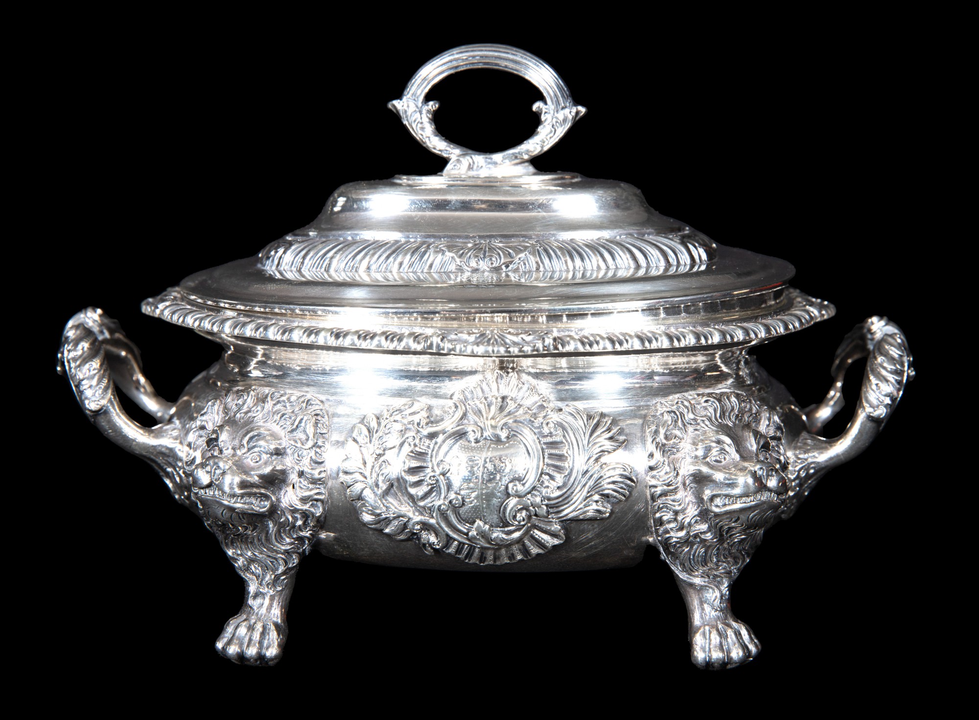 Terrina de molho - "Sauce Tureen" -