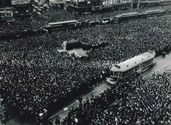 Brown Brothers - Time Square Crowd