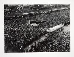 Brown Brothers - Time Square Crowd