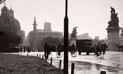 Herbert List - Roma com Coluna de Trajano No Fundo