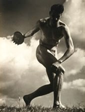 Leni Riefenstahl - Discus Thrower - Tower, Berling Olympics