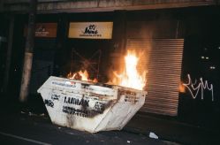 Marina Nacamuli - Caçamba Pegando Fogo, São Paulo, SP 2019