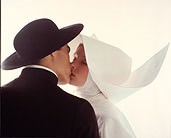 Oliviero Toscani - Kissing-Nun