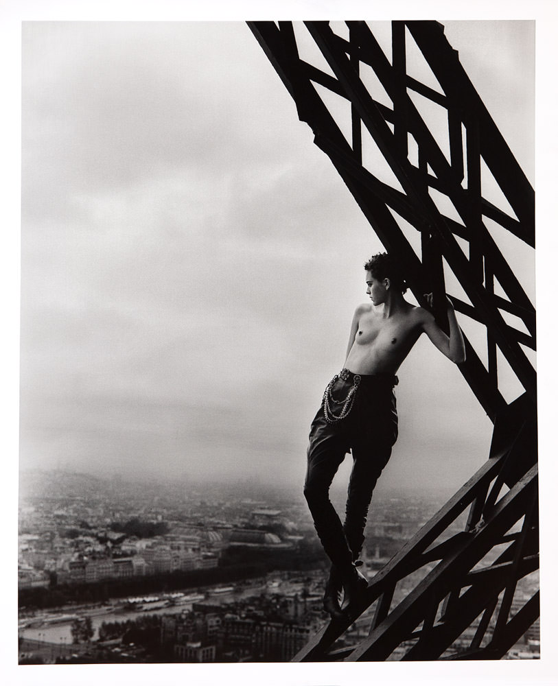 Peter Lindbergh	 - Mathilde on Eiffel Tower - Homage to Erwin Blumenfeld + Marc Riboud