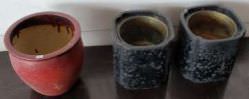 Sem Autoria - Três cache-pots chineses (um cerâmica e dois laca e metal)